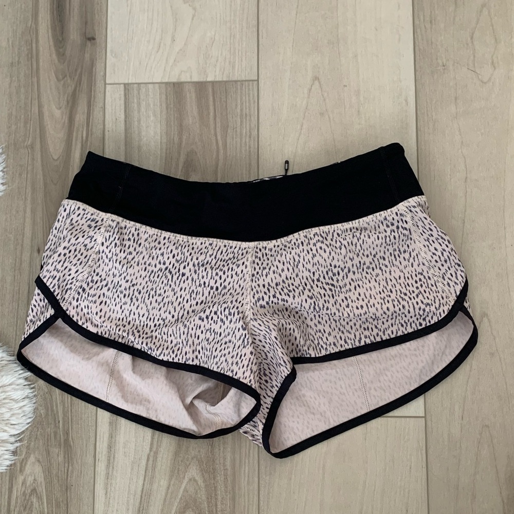 Lululemon running shorts size 6
